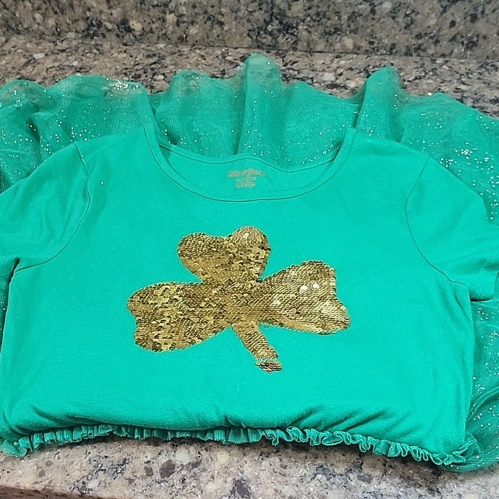Cat & Jack Green and Gold Casual Dress with Shimmering Accents